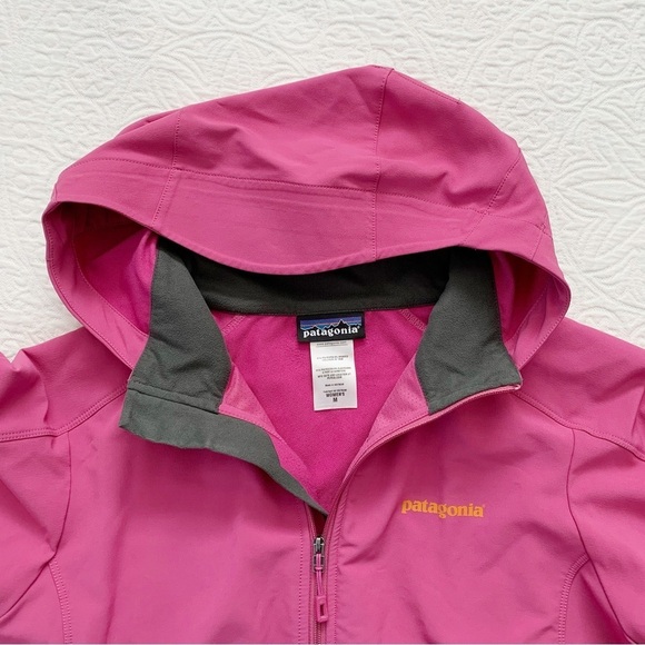 Patagonia Women's Simple Guide Hoody, Rubellite‎ Pink - Picture 3 of 6